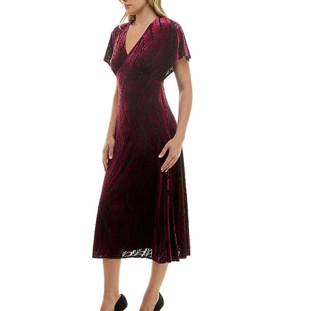 Taylor Dolman Sleeve Velvet Burnout Dress-Size 4